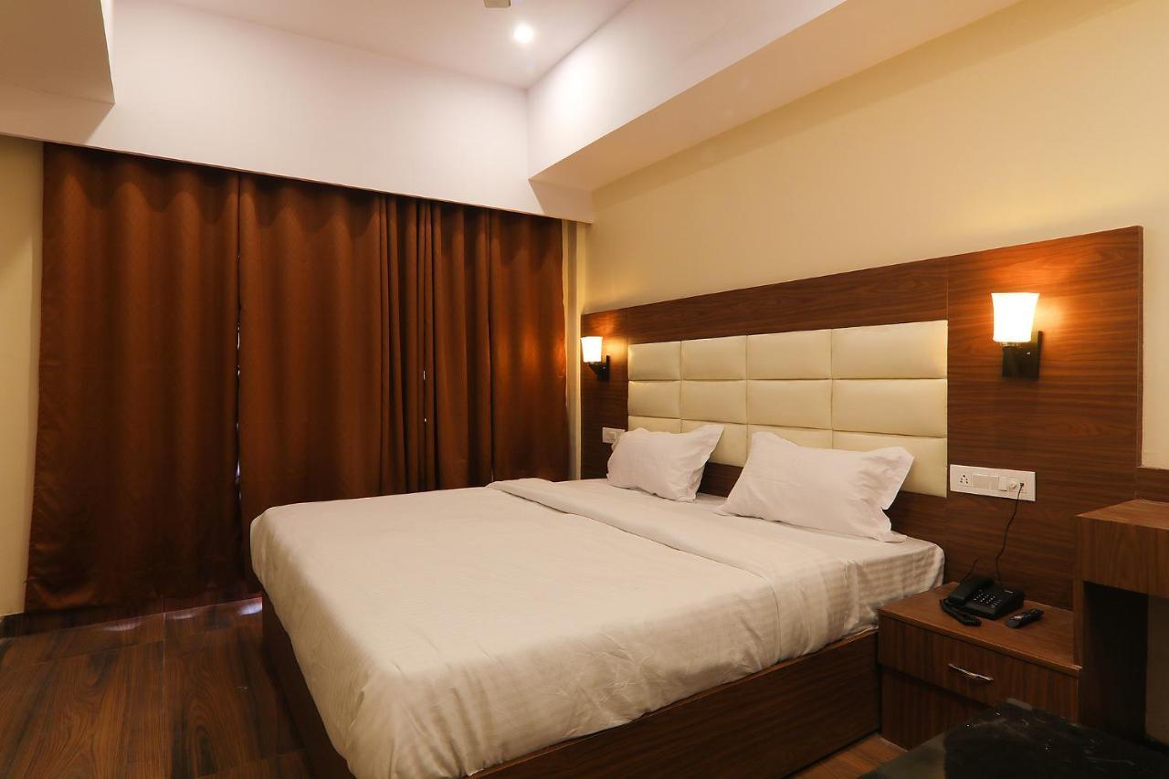 Fabhotel Blueark Lucknow Buitenkant foto