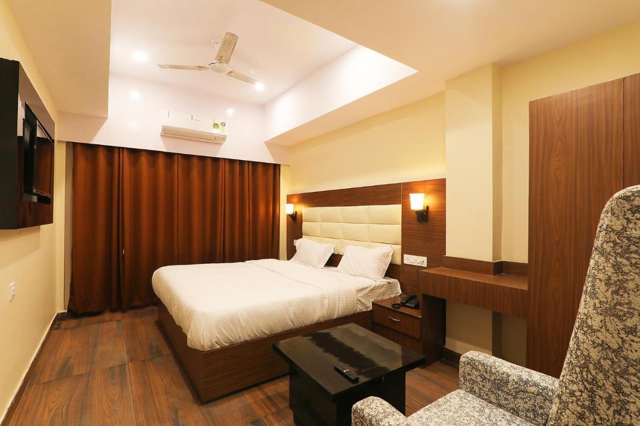 Fabhotel Blueark Lucknow Buitenkant foto